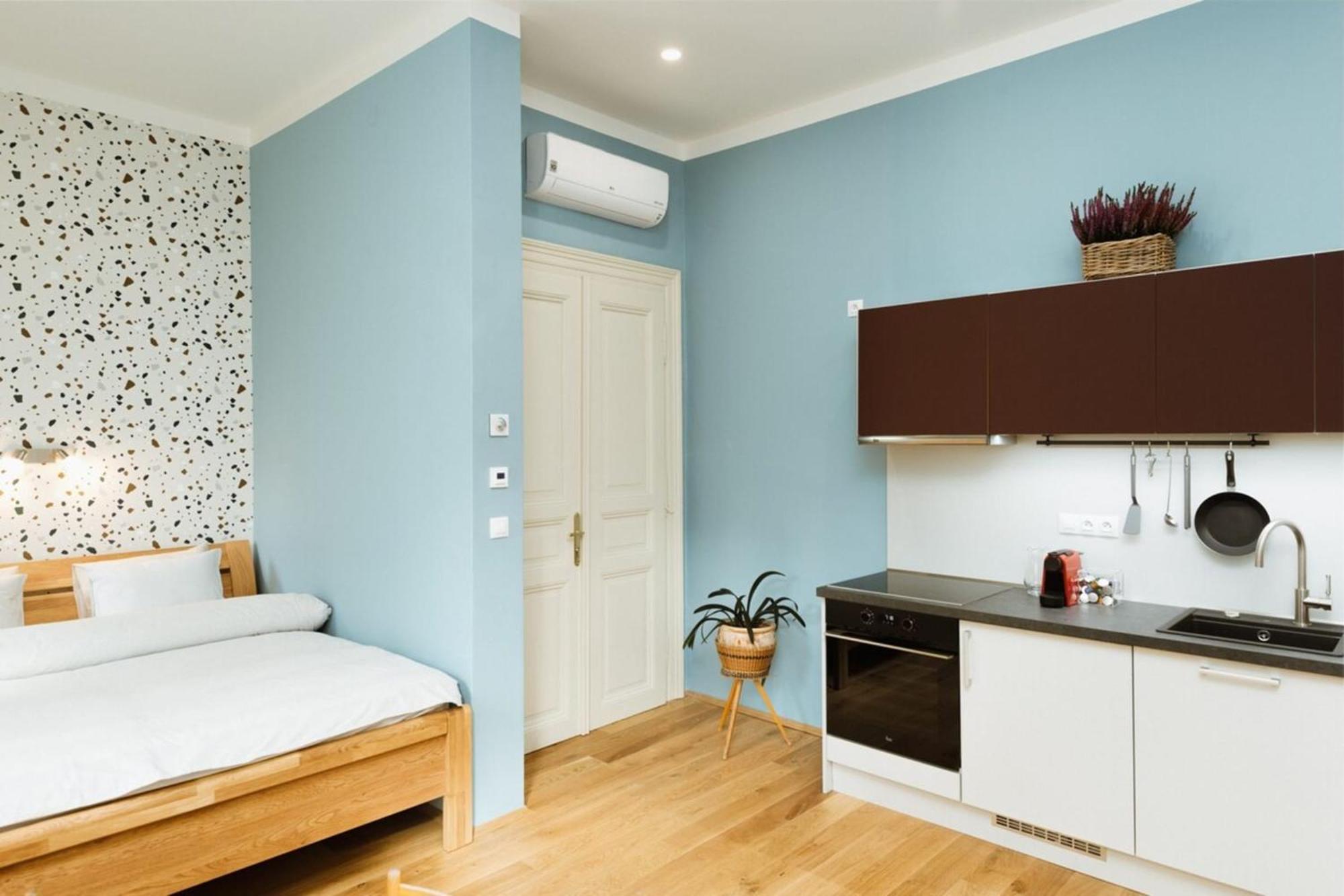 Dream Blue In City Centrewenceslas Sq In Walk براغ المظهر الخارجي الصورة