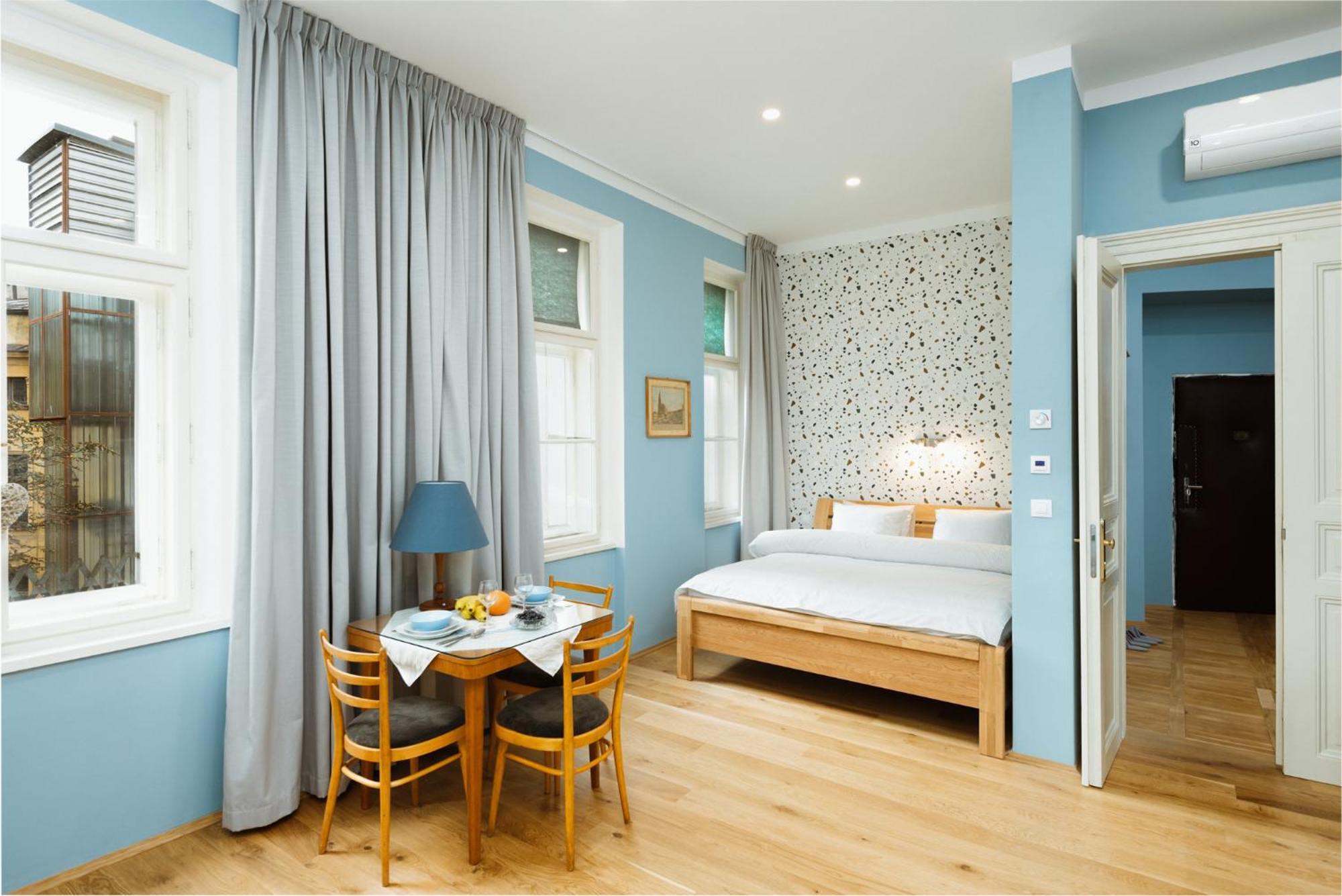 Dream Blue In City Centrewenceslas Sq In Walk براغ المظهر الخارجي الصورة